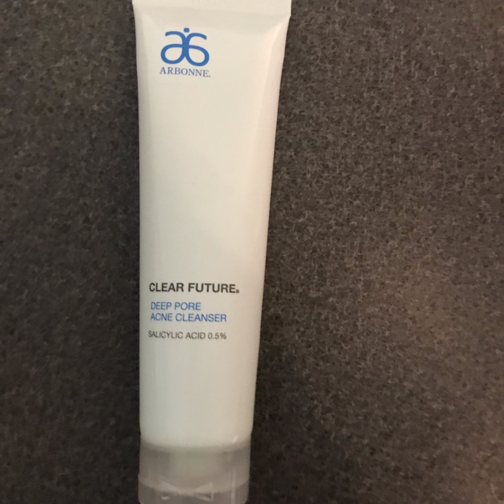 Arbonne Clear Future- Deep Pore Acne Cleanser